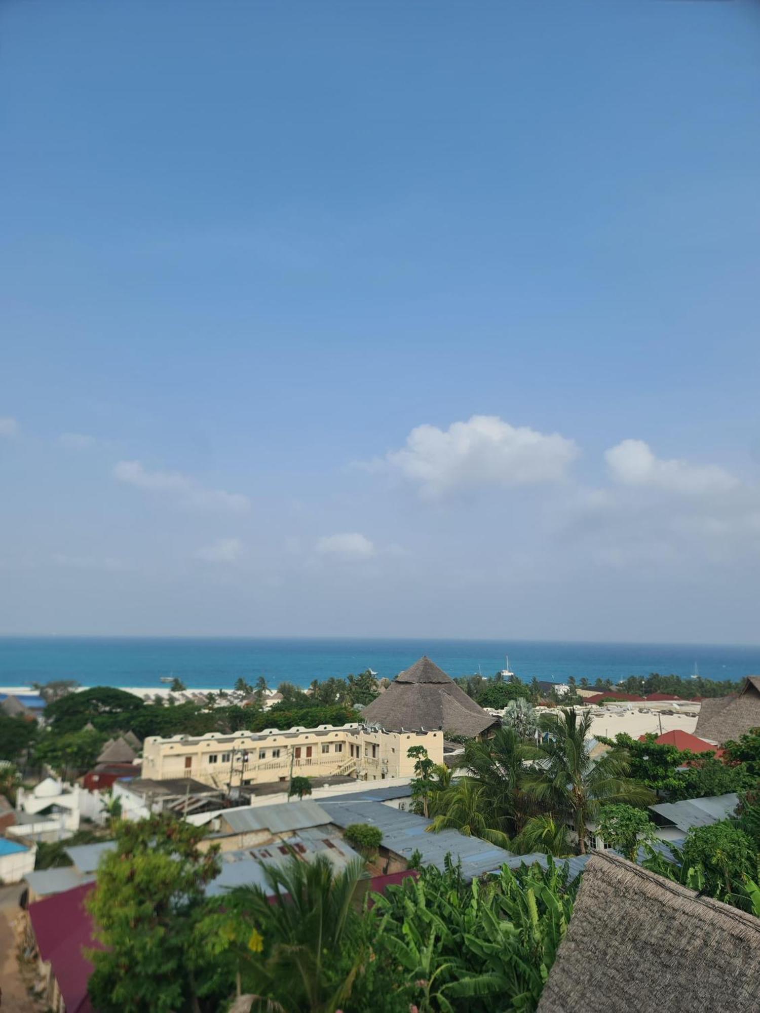 A-Hotel كيندوا المظهر الخارجي الصورة